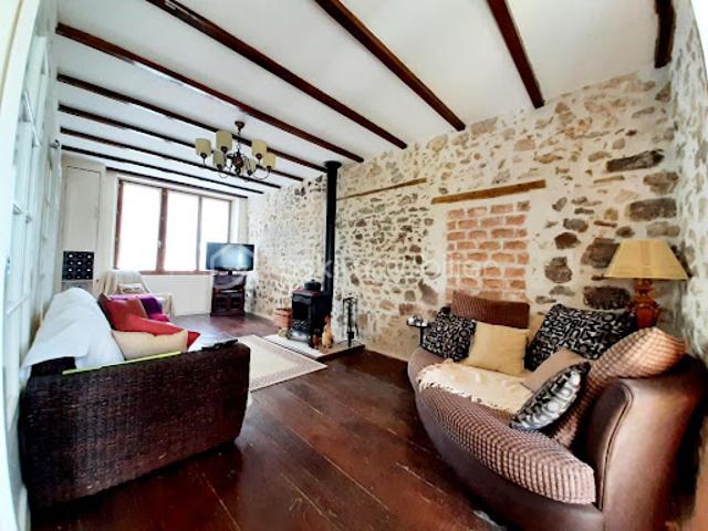 Vente Maison 7 pièces 144 m2 Saint Christophe
