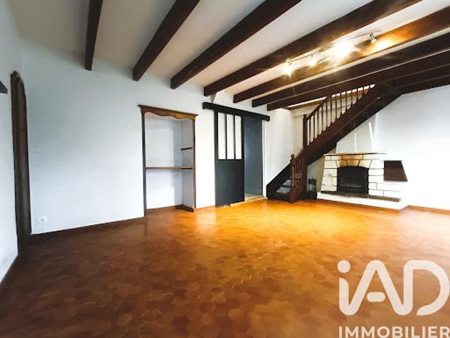 Vente Maison 7 pièces 144 m2 Saint Etienne de Montluc