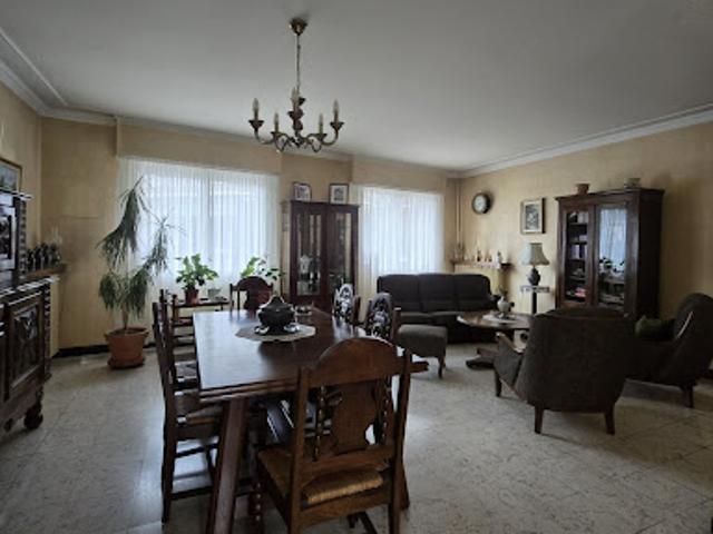 Vente Maison 7 pièces 145 m2 Auchel