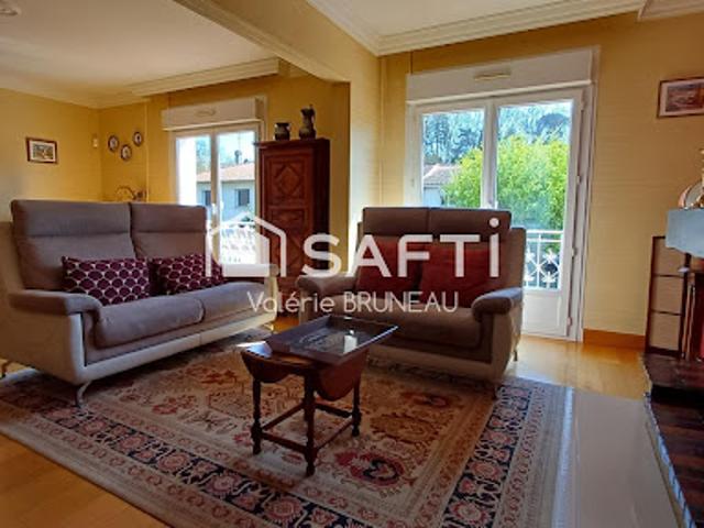 Vente Maison 7 pièces 145 m2 Castres