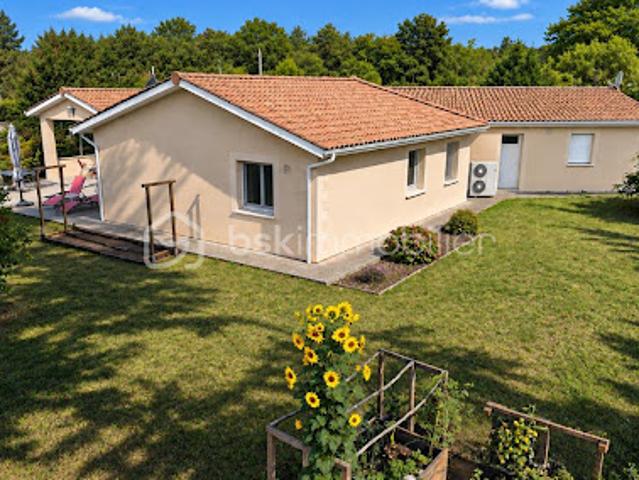 Vente Maison 7 pièces 145 m2 Chamadelle