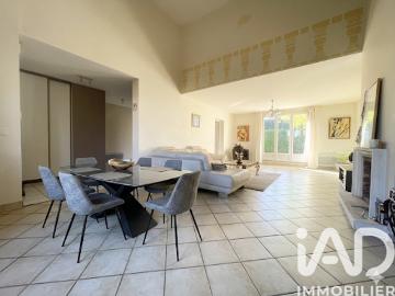 Vente Maison 7 pièces 145 m2 Ecquevilly