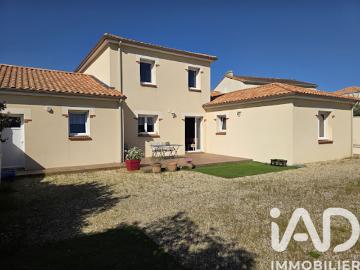 Vente Maison 7 pièces 145 m2 Le Loroux Bottereau