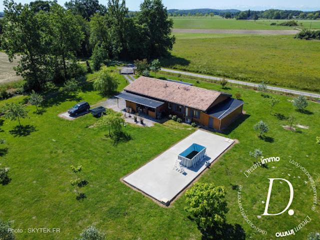 Vente Maison 7 pièces 145 m2 Plaisance