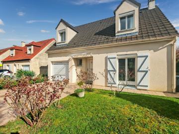 Vente Maison 7 pièces 145 m2 Roissy en Brie