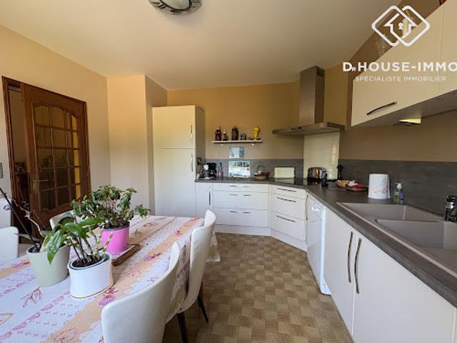 Vente Maison 7 pièces 145 m2 Saint Martial de Valette