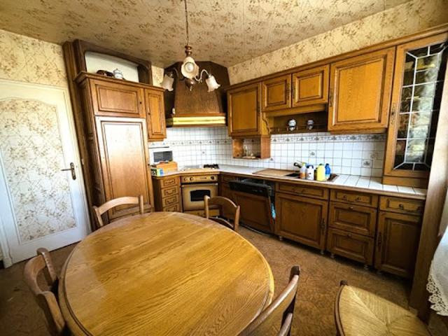 Vente Maison 7 pièces 146 m2 Chalus
