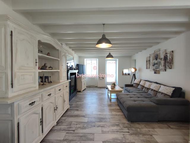 Vente Maison 7 pièces 146 m2 Luchapt