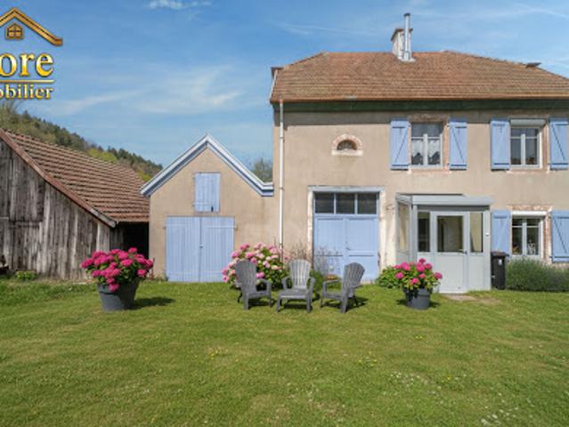Vente Maison 7 pièces 146.32 m2 Plainfaing