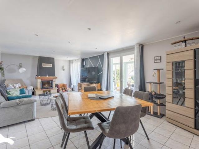 Vente Maison 7 pièces 147 m2 Mirambeau