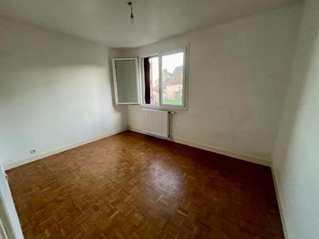 Vente Maison 7 pièces 147 m2 Montluçon