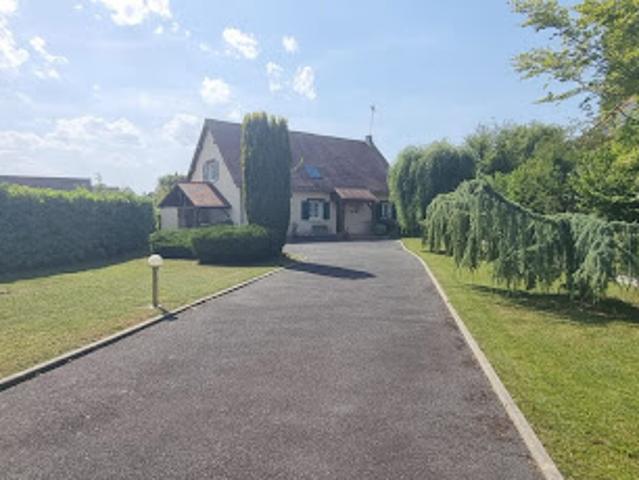 Vente Maison 7 pièces 147 m2 Argences