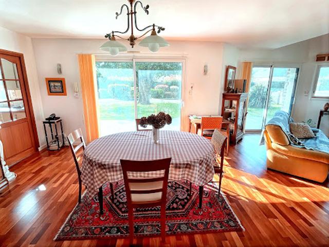 Vente Maison 7 pièces 147 m2 Saint Avé