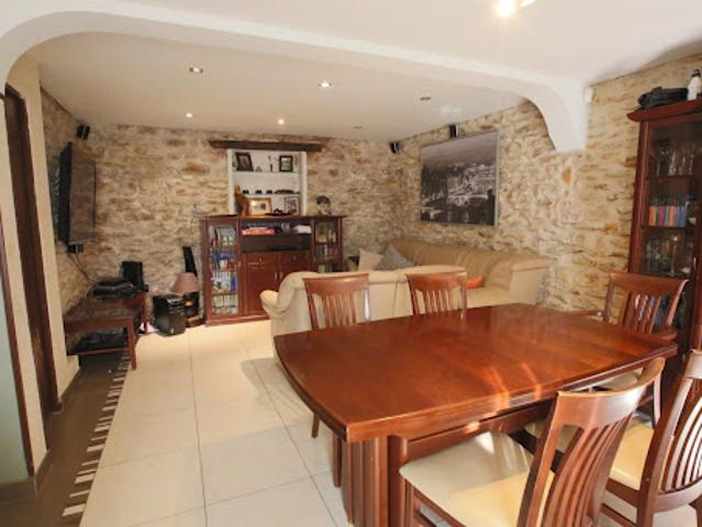 Vente Maison 7 pièces 147 m2 Saint Denis