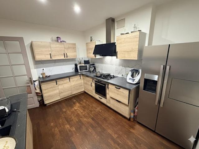 Vente Maison 9 pièces 188 m2 Saint Just en Chaussée