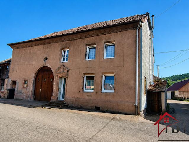 Vente Maison 7 pièces 147 m2 Saulxures