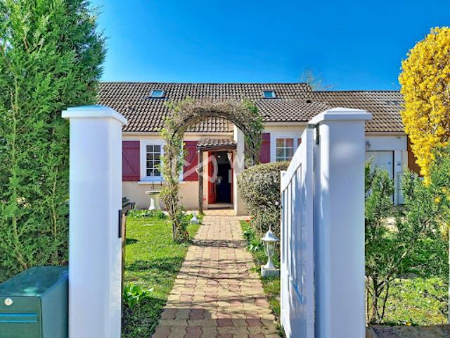 Vente Maison 7 pièces 147 m2 Villeneuve le Comte