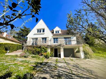 Vente Maison 7 pièces 147.44 m2 Saint Leu la Forêt