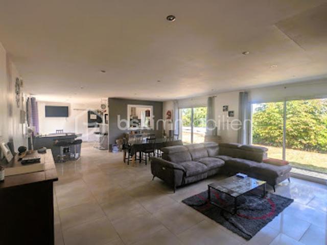 Vente Maison 7 pièces 147.89 m2 Auge
