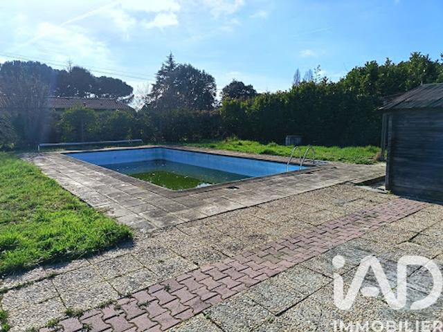 Vente Maison 7 pièces 148 m2 Coutras
