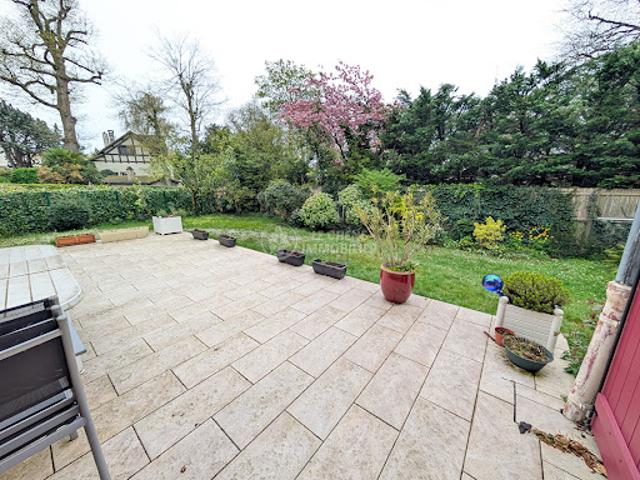 Vente Maison 7 pièces 148 m2 Le chesnay