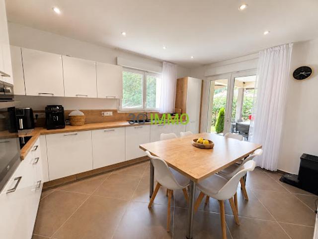 Vente Maison 7 pièces 148 m2 Poncin