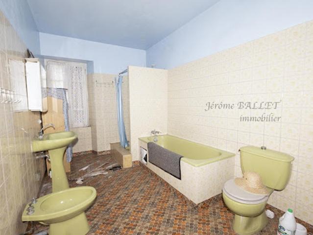 Vente Maison 7 pièces 148 m2 Rieupeyroux