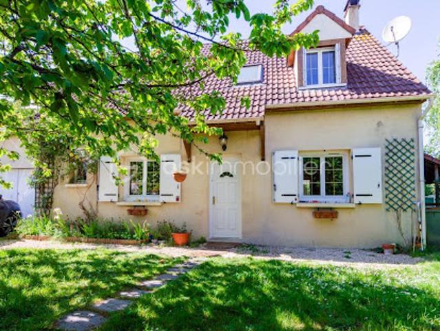 Vente Maison 7 pièces 148 m2 Vaux le Pénil