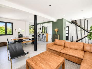 Vente Maison 7 pièces 148.79 m2 Chatou