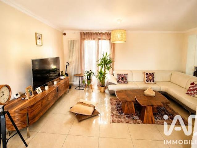 Vente Maison 7 pièces 149 m2 Saint Denis