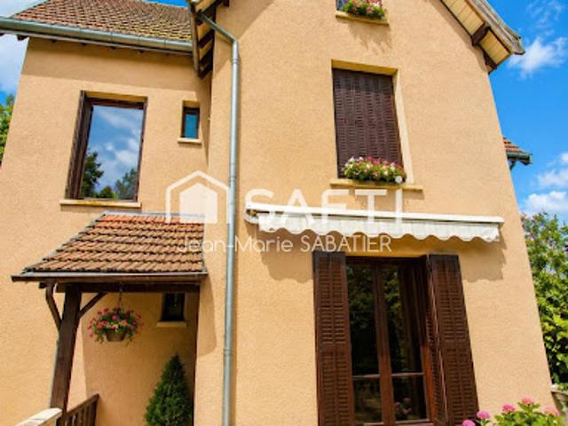 Vente Maison 7 pièces 112 m2 Vernassal