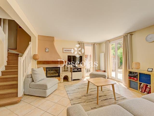 Vente Maison 7 pièces 149.56 m2 Fourqueux