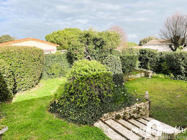 Vente Maison 7 pièces 140 m2 Meschers sur Gironde