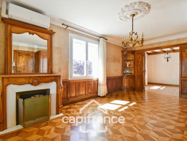 Vente Maison 7 pièces 140 m2 Courcelles
