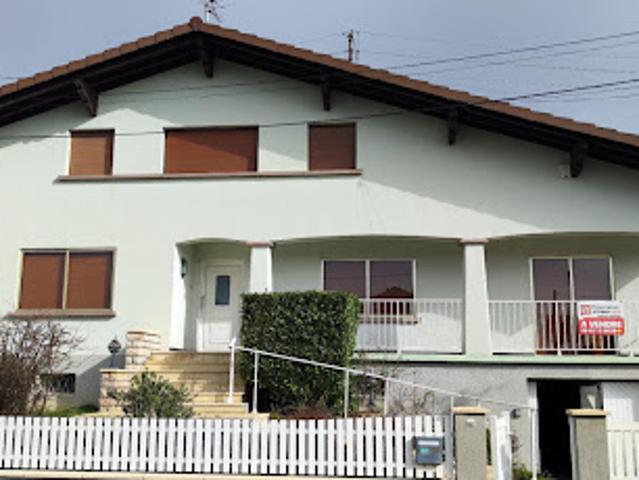 Vente Maison 7 pièces 140 m2 Dannemarie