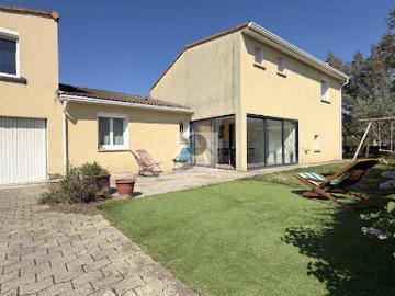 Vente Maison 7 pièces 140 m2 Guilherand Granges