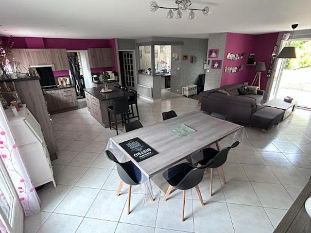 Vente Maison 7 pièces 140 m2 Gauriac