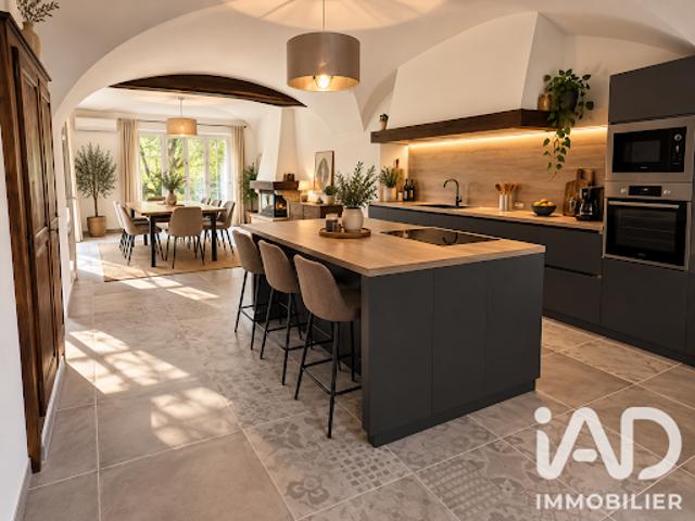 Vente Maison 7 pièces 140 m2 Saint Remèze