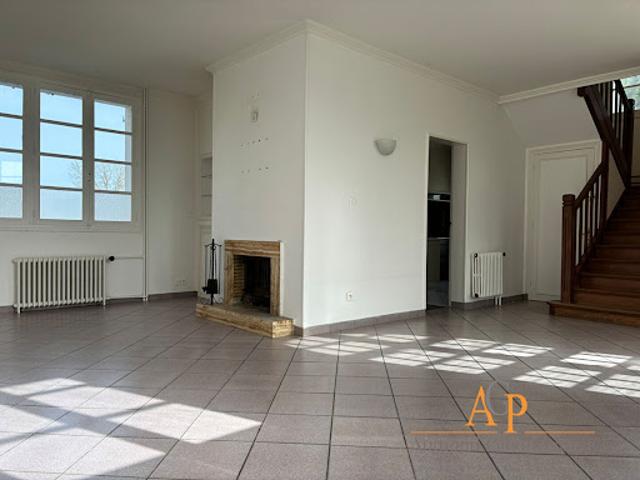 Vente Maison 7 pièces 140 m2 Juvigny sur Seulles