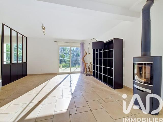 Vente Maison 7 pièces 140 m2 Luynes