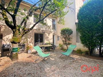 Vente Maison 7 pièces 140 m2 Lyon 3ème