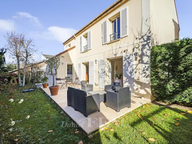 Vente Maison 7 pièces 140 m2 Le Chesnay Rocquencourt