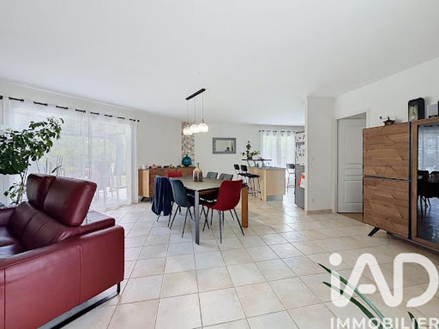 Vente Maison 7 pièces 140 m2 Le Fouilloux