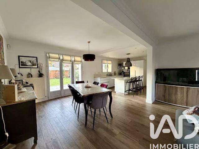 Vente Maison 7 pièces 140 m2 Paray Vieille Poste