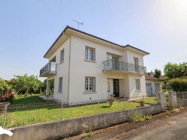 Vente Maison 7 pièces 140 m2 Pineuilh