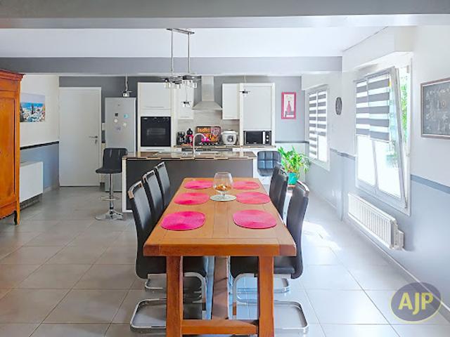 Vente Maison 7 pièces 140 m2 Pluherlin