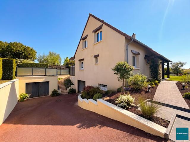 Vente Maison 7 pièces 140 m2 Saint Contest