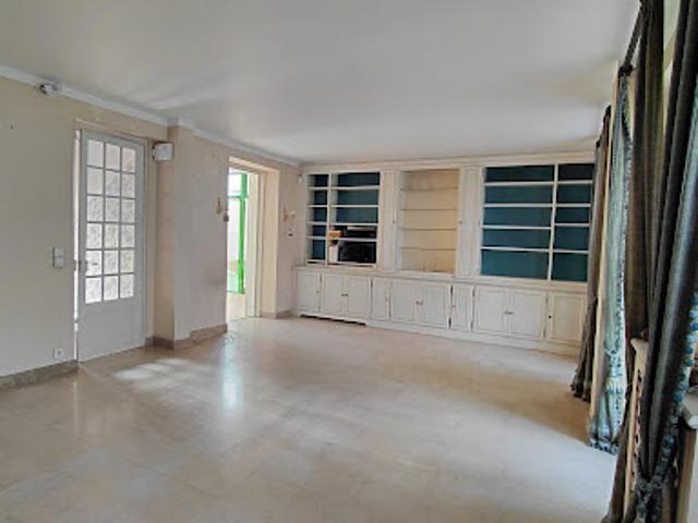 Vente Maison 7 pièces 140 m2 Saint Gratien