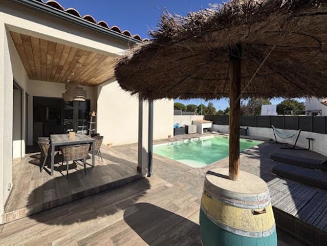 Vente Maison 7 pièces 140 m2 Saint Jean Lasseille