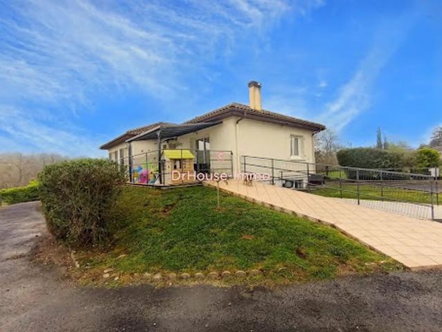 Vente Maison 7 pièces 140 m2 Trois Villes